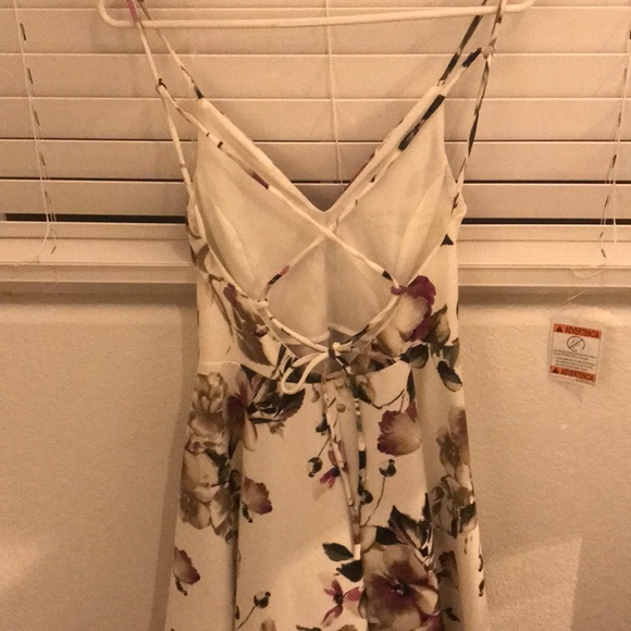 Floral dress - Picture 2 of 3